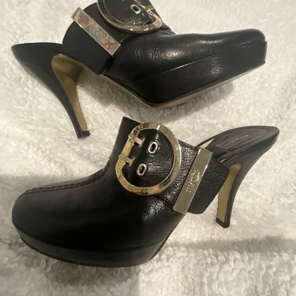 Emilio Pucci Shoes - Emilio Pucci Black Mules with Gold Accent Size 39’1/2